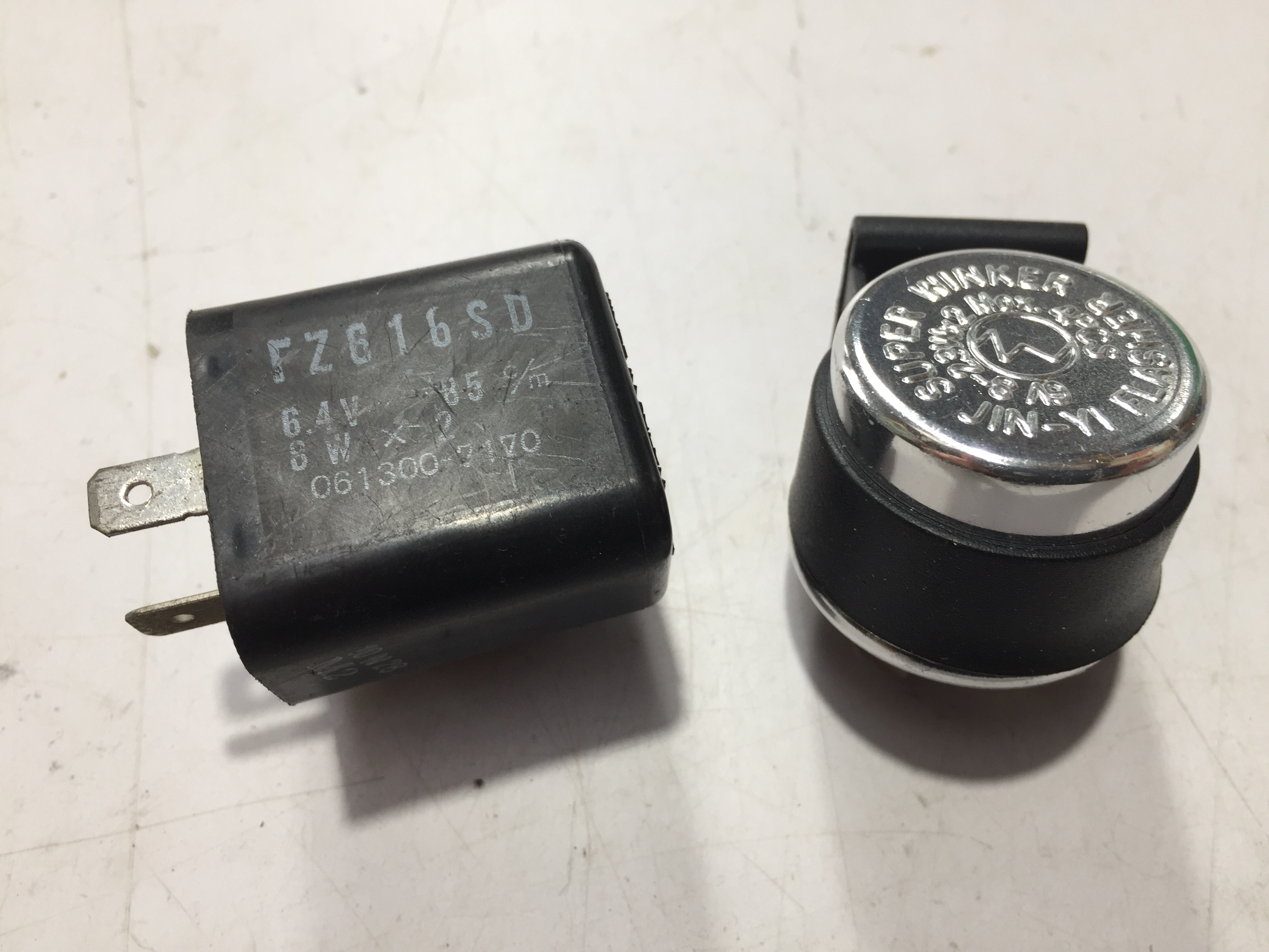 6 Volt Flasher relay